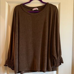 Chic Brown Blouse with Smocked Sleeves